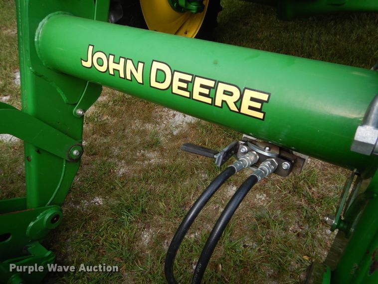image for item DH2567 2013 John Deere 6210R MFWD tractor