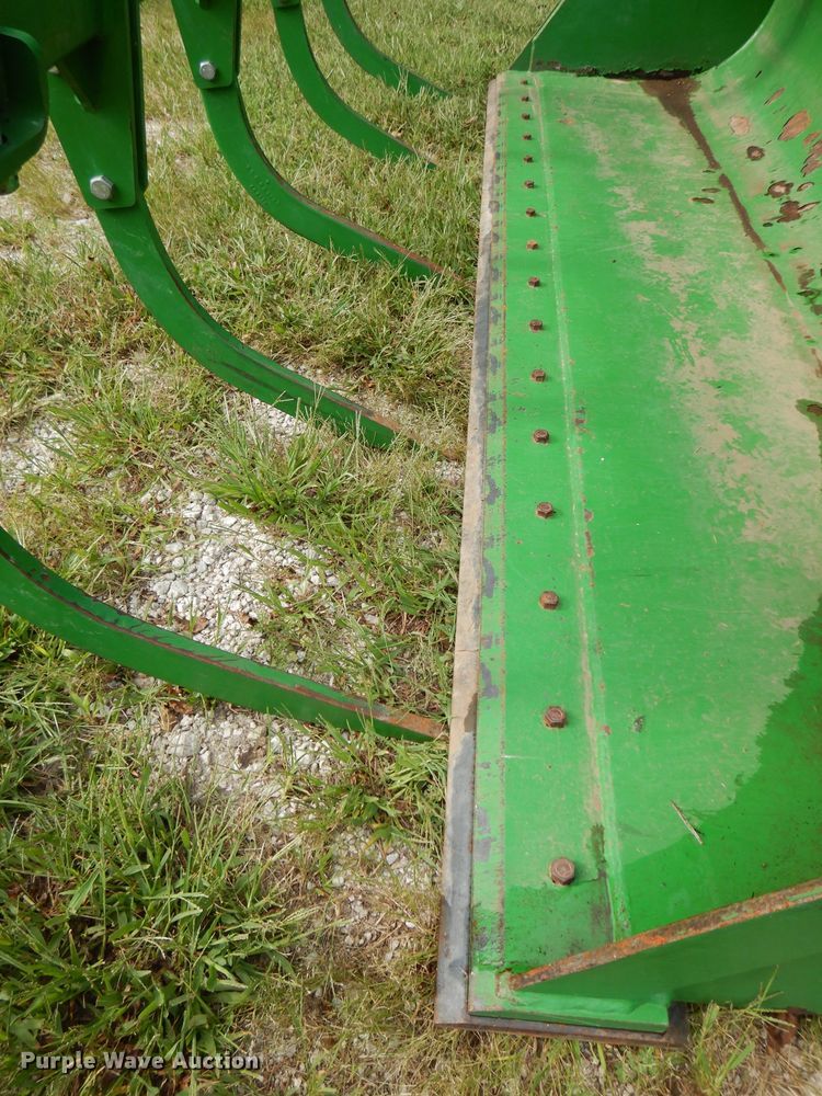 image for item DH2567 2013 John Deere 6210R MFWD tractor