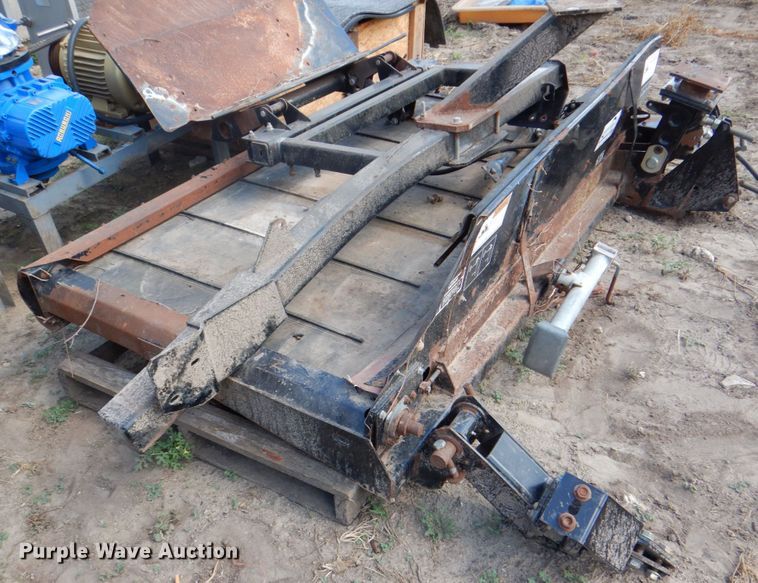 image for item DH5276 AGCO DWA double windrow attachment