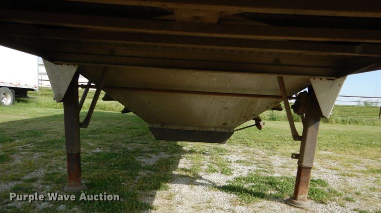 image for item DH6130 2004 Timpte double hopper bottom grain trailer