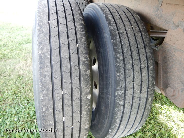 image for item DH6130 2004 Timpte double hopper bottom grain trailer