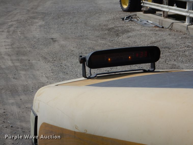 image for item DH6131 2006 Ag-Chem RoGator 874 sprayer