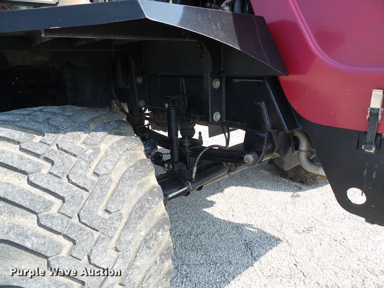 image for item DI0624 2010 Miller Atlas 3654 applicator with New Leader L4000G4 dry spreader bed