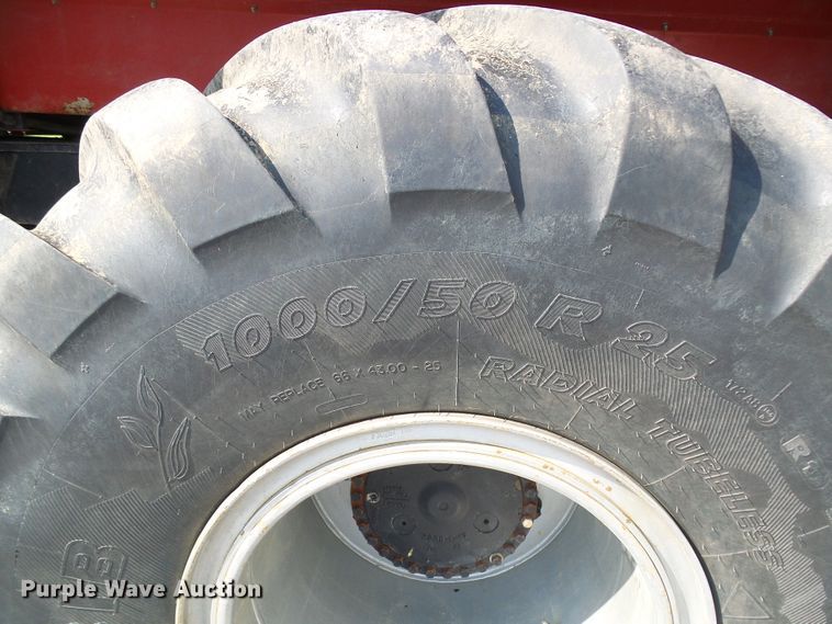 image for item DI0624 2010 Miller Atlas 3654 applicator with New Leader L4000G4 dry spreader bed