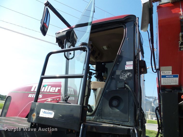 image for item DI0624 2010 Miller Atlas 3654 applicator with New Leader L4000G4 dry spreader bed