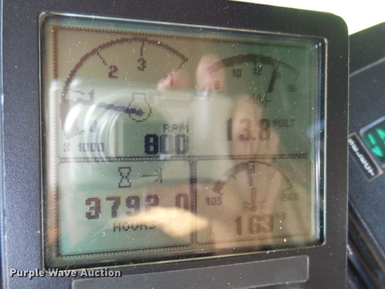 image for item DI0624 2010 Miller Atlas 3654 applicator with New Leader L4000G4 dry spreader bed