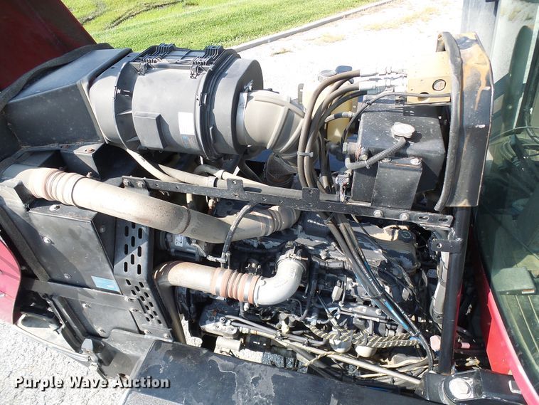 image for item DI0624 2010 Miller Atlas 3654 applicator with New Leader L4000G4 dry spreader bed