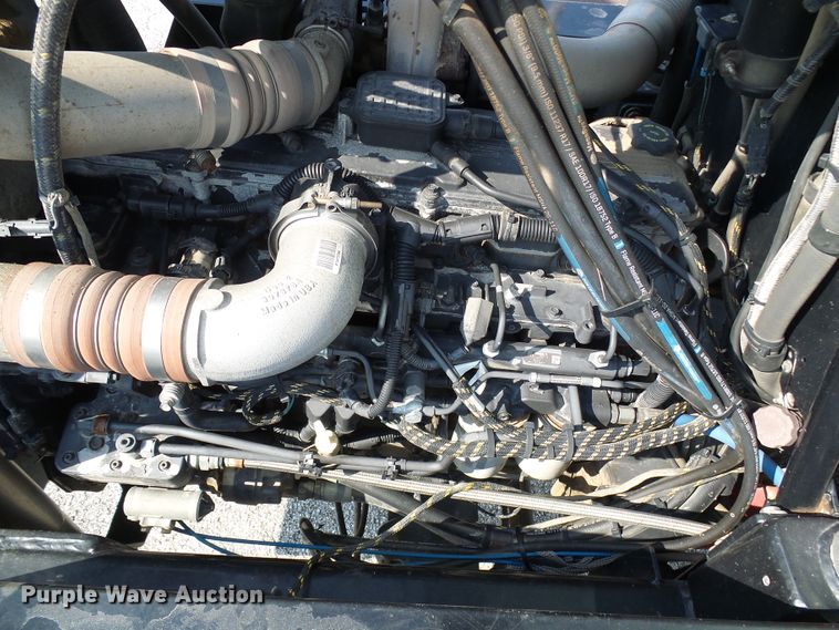 image for item DI0624 2010 Miller Atlas 3654 applicator with New Leader L4000G4 dry spreader bed