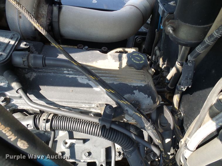 image for item DI0624 2010 Miller Atlas 3654 applicator with New Leader L4000G4 dry spreader bed