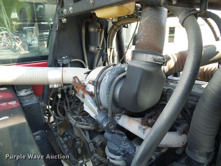 image for item DI0624 2010 Miller Atlas 3654 applicator with New Leader L4000G4 dry spreader bed