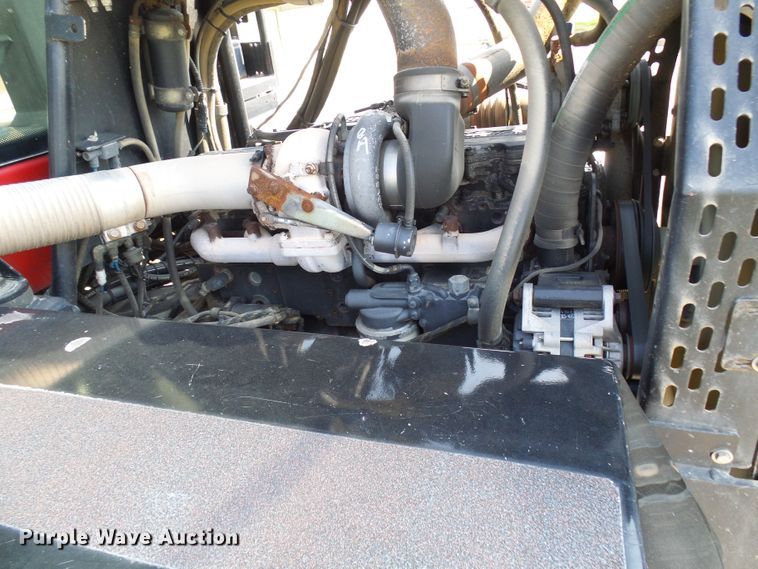 image for item DI0624 2010 Miller Atlas 3654 applicator with New Leader L4000G4 dry spreader bed