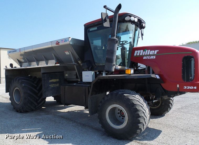 image for item DI0625 2007 Miller Atlas 3304 applicator with New Leader L3220G4 dry spreader bed