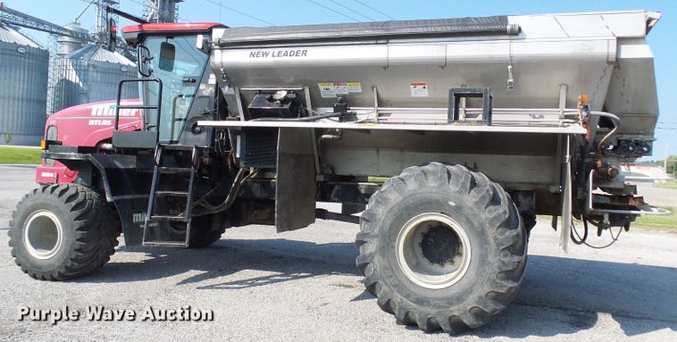 image for item DI0626 2014 Miller Atlas 3654 applicator with New Leader L4000G4 dry spreader bed