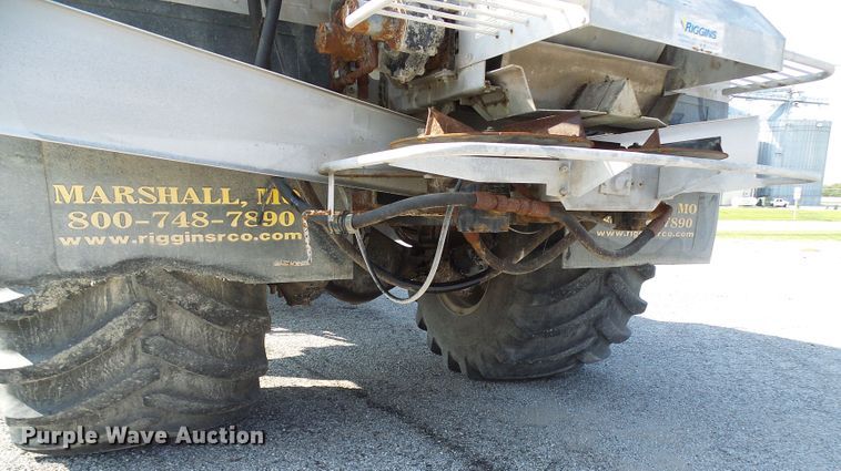 image for item DI0626 2014 Miller Atlas 3654 applicator with New Leader L4000G4 dry spreader bed