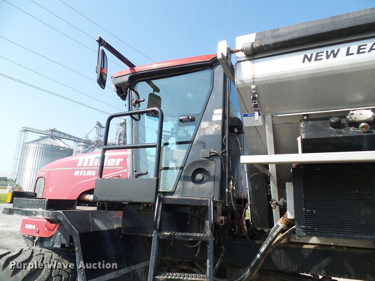 image for item DI0626 2014 Miller Atlas 3654 applicator with New Leader L4000G4 dry spreader bed