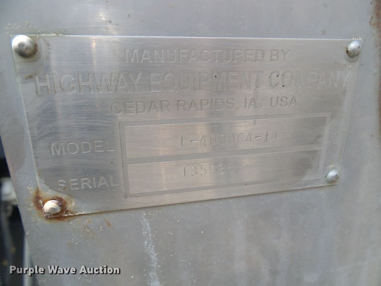 image for item DI0626 2014 Miller Atlas 3654 applicator with New Leader L4000G4 dry spreader bed