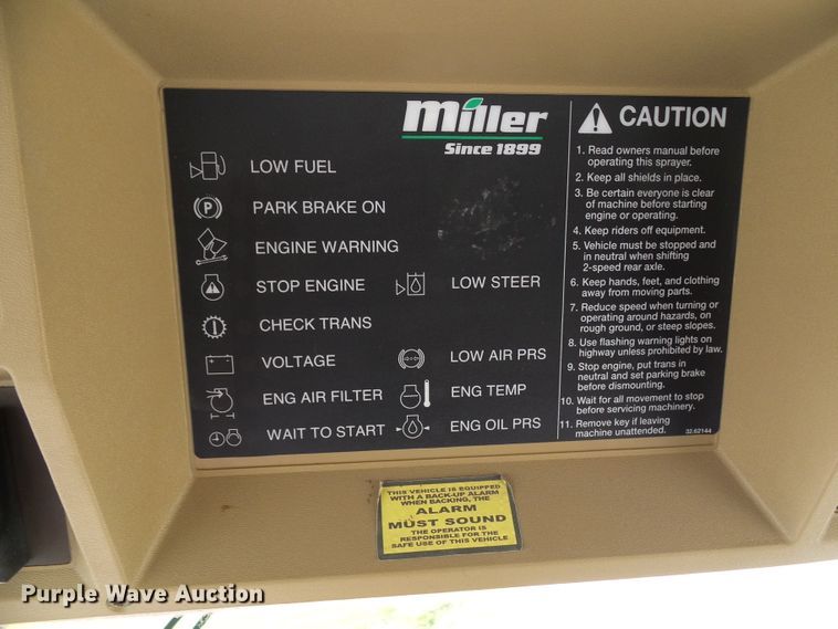 image for item DI0626 2014 Miller Atlas 3654 applicator with New Leader L4000G4 dry spreader bed