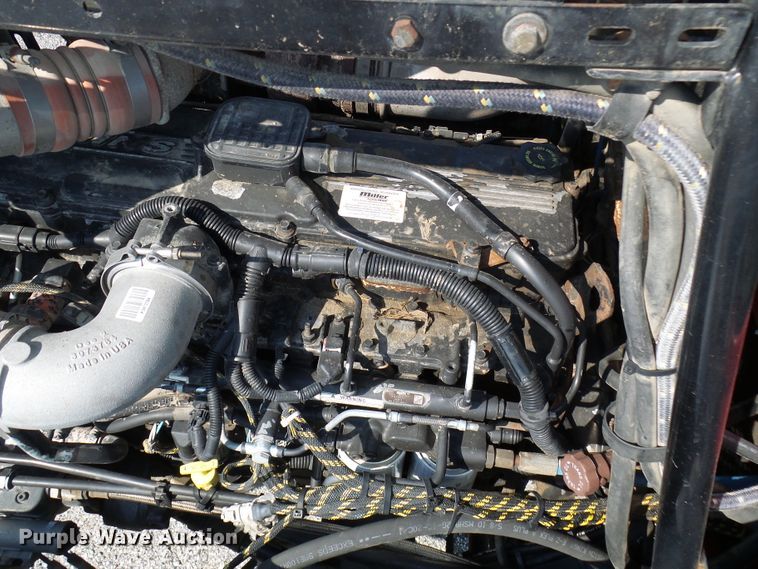 image for item DI0626 2014 Miller Atlas 3654 applicator with New Leader L4000G4 dry spreader bed