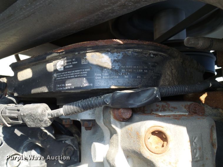 image for item DI0626 2014 Miller Atlas 3654 applicator with New Leader L4000G4 dry spreader bed