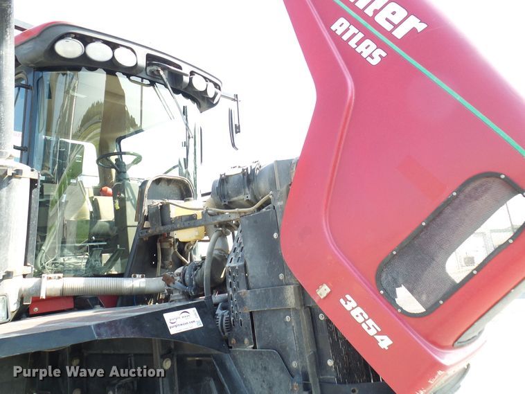 image for item DI0626 2014 Miller Atlas 3654 applicator with New Leader L4000G4 dry spreader bed