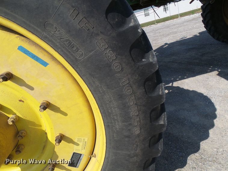 image for item DI0627 2010 John Deere 4930 applicator with New Leader L3030G4 dry spreader bed