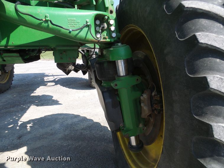 image for item DI0627 2010 John Deere 4930 applicator with New Leader L3030G4 dry spreader bed