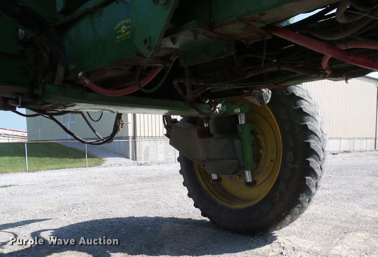 image for item DI0627 2010 John Deere 4930 applicator with New Leader L3030G4 dry spreader bed