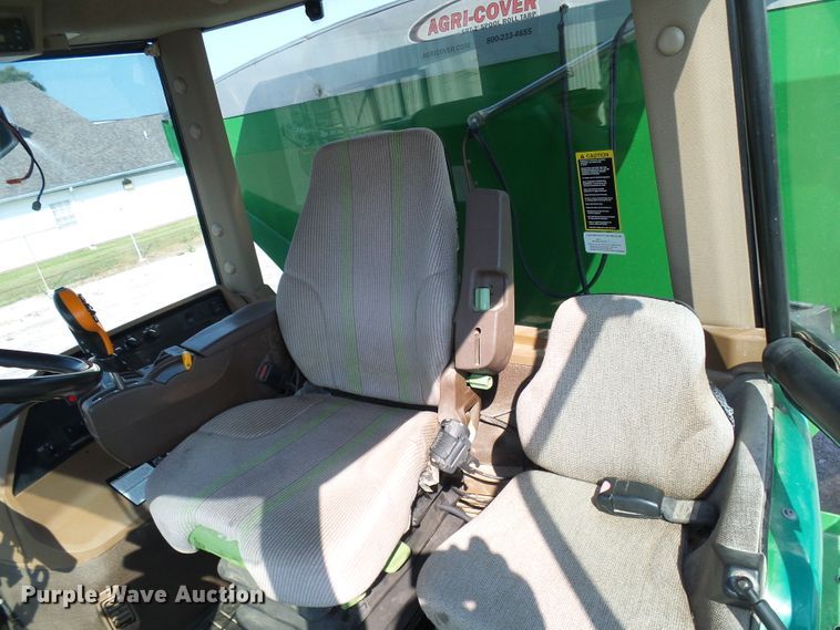 image for item DI0627 2010 John Deere 4930 applicator with New Leader L3030G4 dry spreader bed