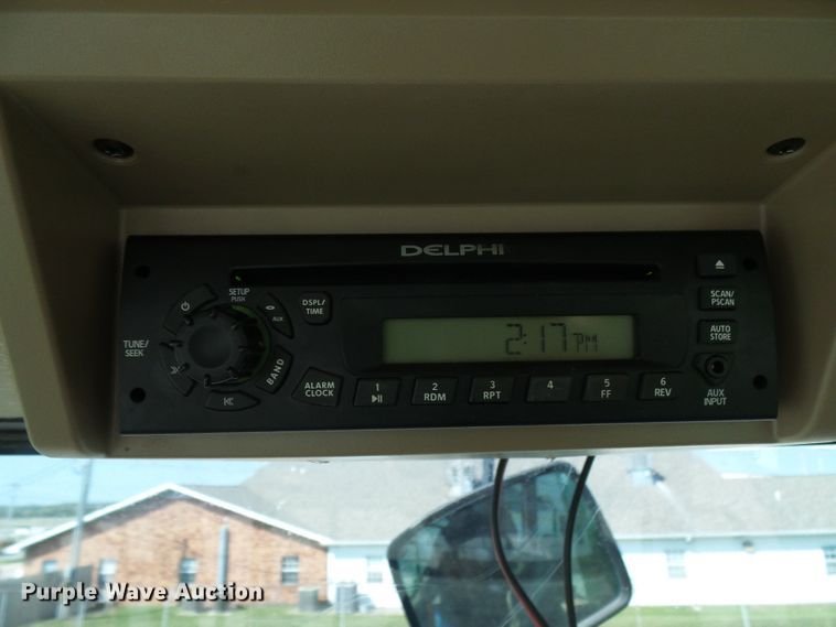 image for item DI0627 2010 John Deere 4930 applicator with New Leader L3030G4 dry spreader bed