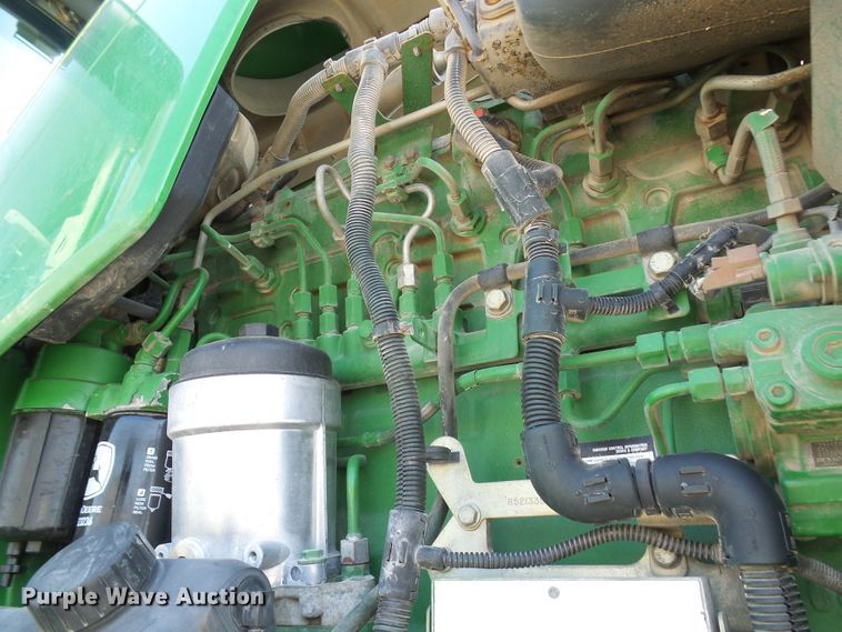 image for item DI0627 2010 John Deere 4930 applicator with New Leader L3030G4 dry spreader bed