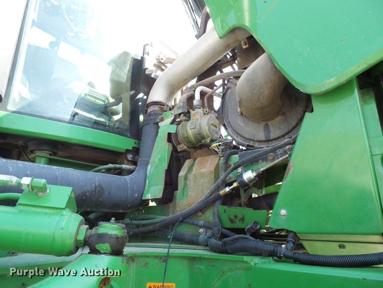 image for item DI0627 2010 John Deere 4930 applicator with New Leader L3030G4 dry spreader bed