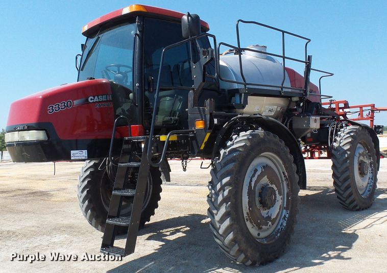 image for item DI0630 2012 Case IH Patriot 3330 sprayer