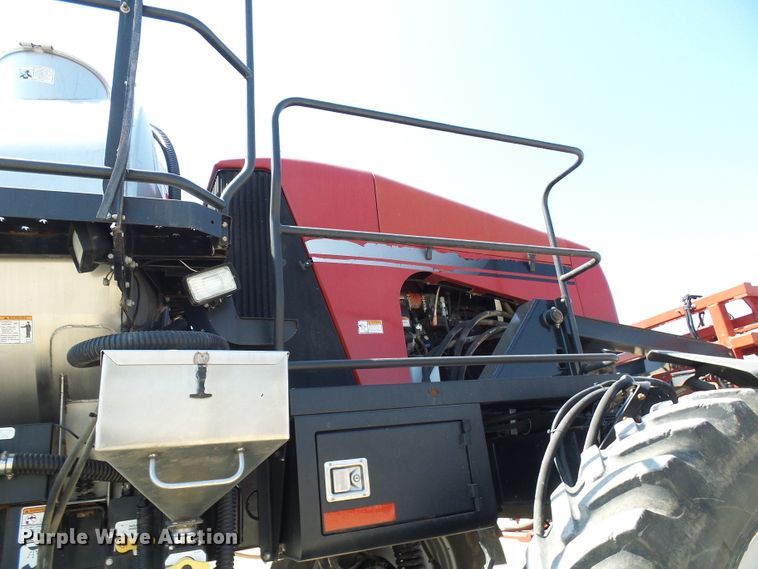 image for item DI0630 2012 Case IH Patriot 3330 sprayer