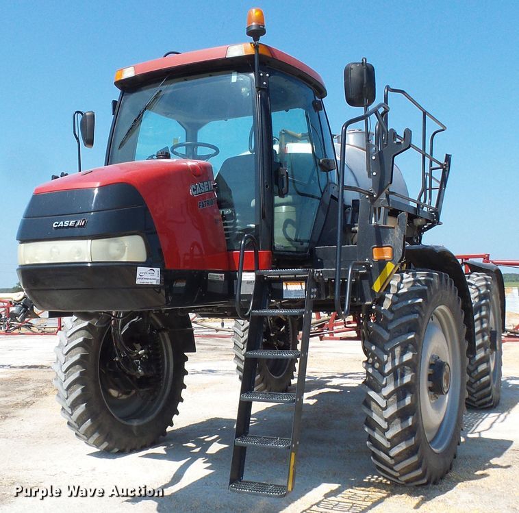 image for item DI0631 2014 Case IH Patriot 3340 sprayer