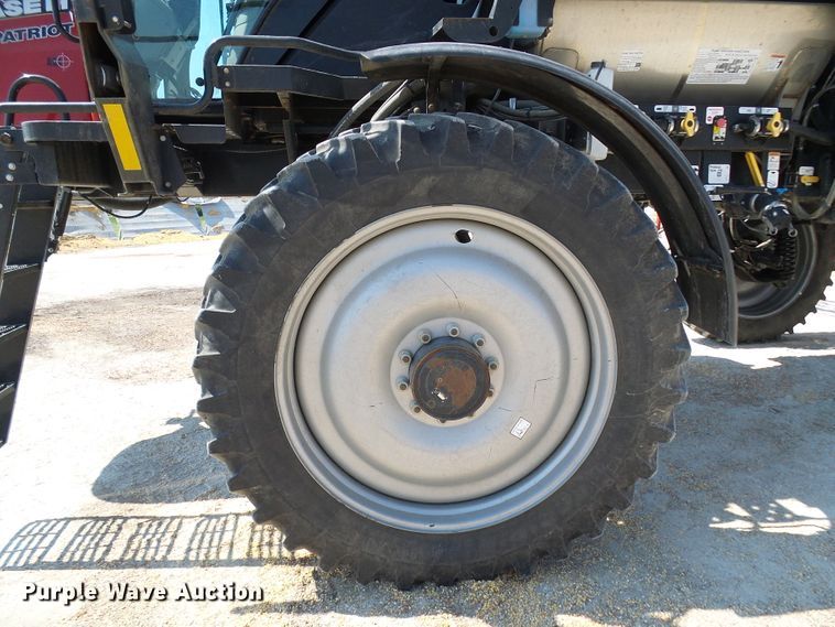 image for item DI0631 2014 Case IH Patriot 3340 sprayer