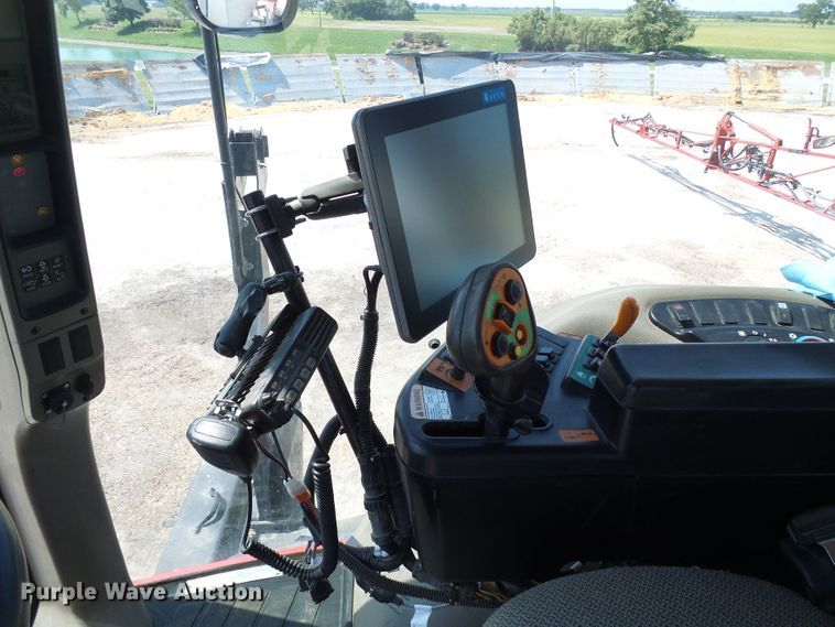 image for item DI0631 2014 Case IH Patriot 3340 sprayer