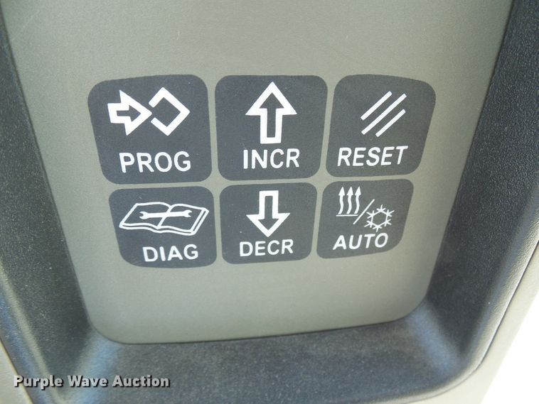 image for item DI0631 2014 Case IH Patriot 3340 sprayer