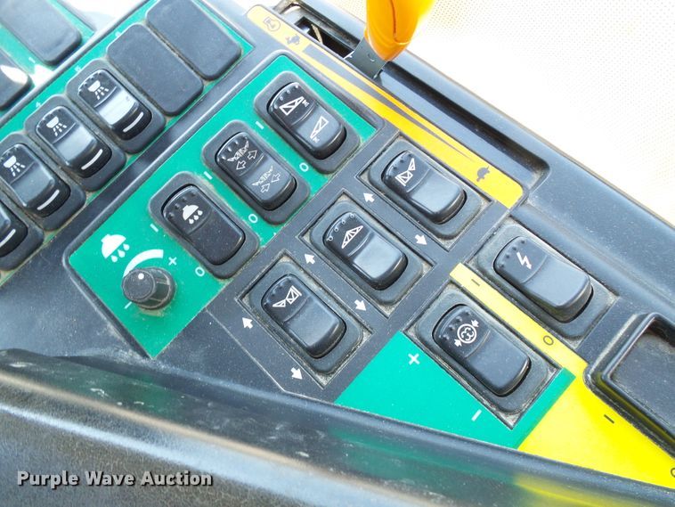 image for item DI0631 2014 Case IH Patriot 3340 sprayer