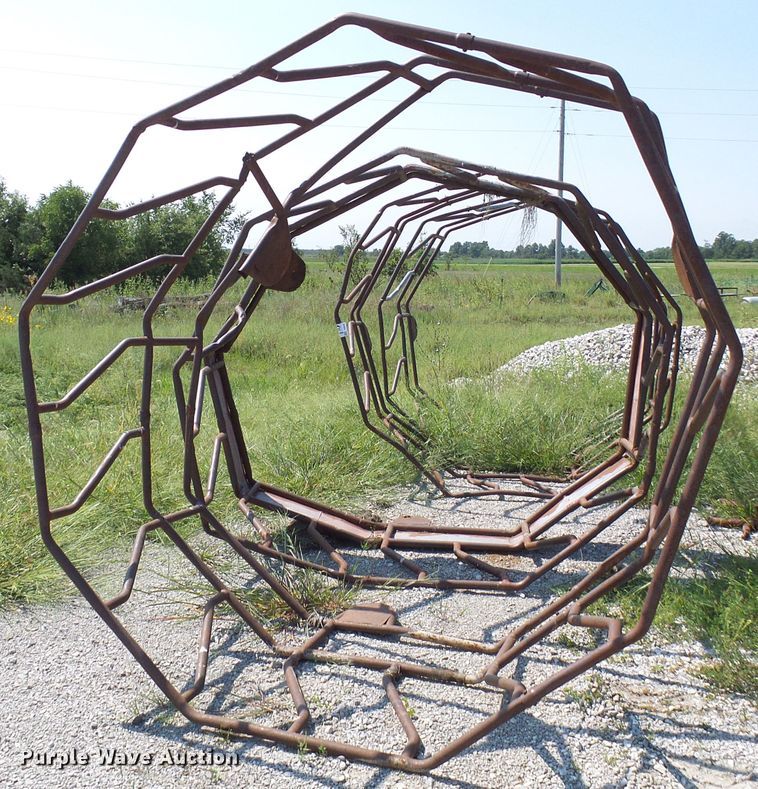 image for item DI0645 (4) hay bale feeders