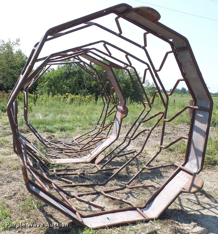 image for item DI0646 (4) hay bale feeders