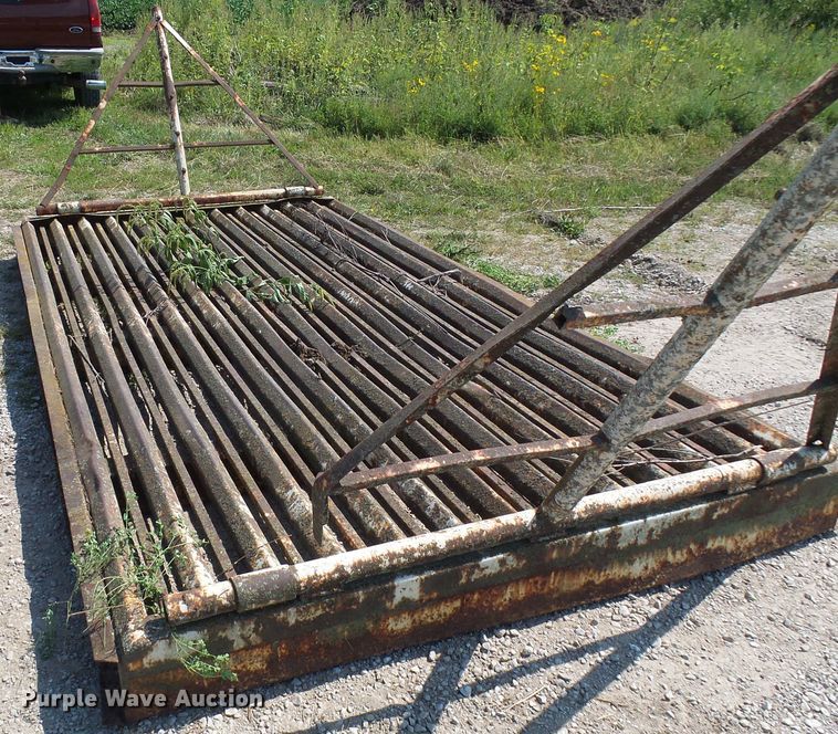 image for item DI0650 Steel cattle guard