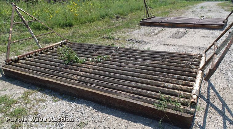 image for item DI0650 Steel cattle guard