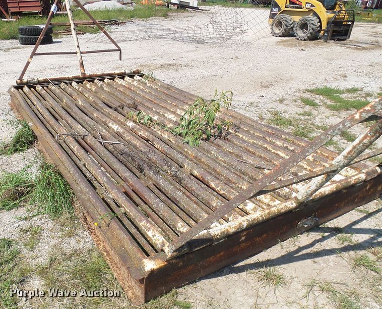 image for item DI0650 Steel cattle guard