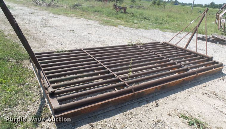 image for item DI0652 Steel cattle guard