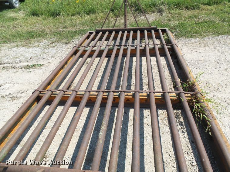 image for item DI0652 Steel cattle guard