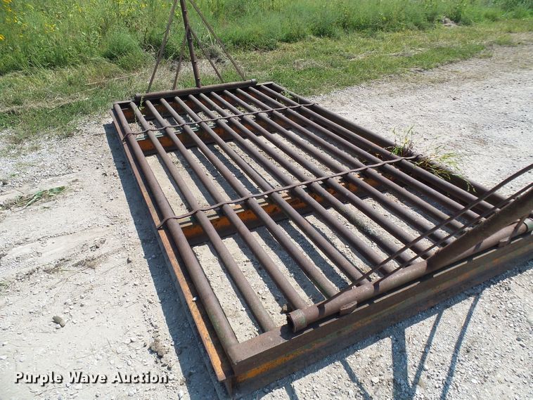 image for item DI0652 Steel cattle guard
