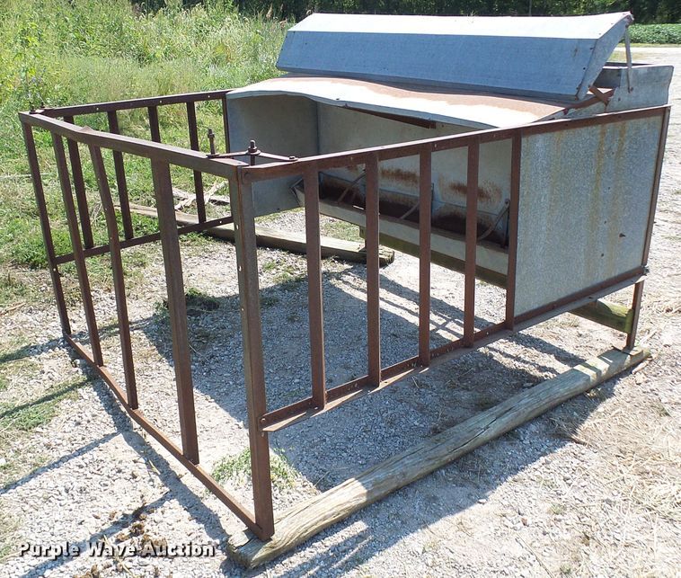 image for item DI0654 Feed bunks