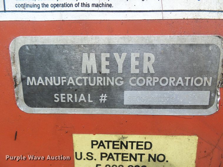 image for item DI0670 Meyer 7200 manure spreader