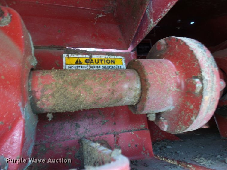 image for item DI0670 Meyer 7200 manure spreader