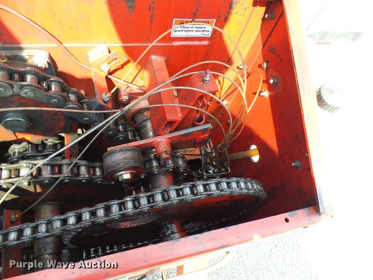 image for item DI0670 Meyer 7200 manure spreader